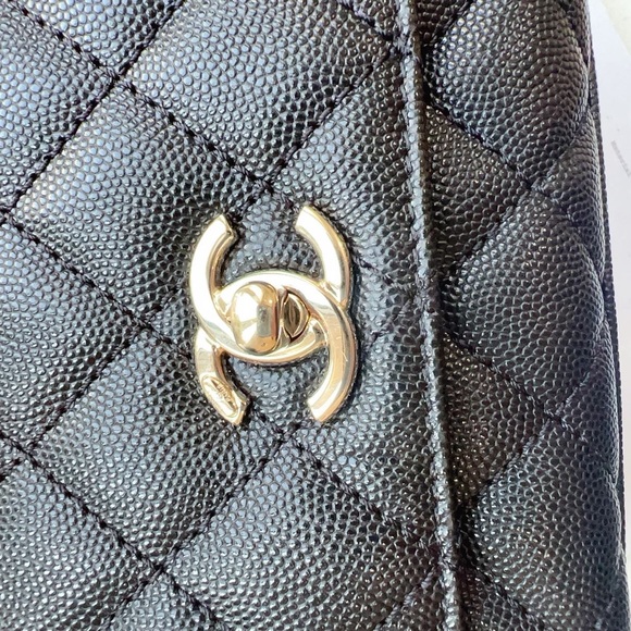 Chanel Mini Flap Bag With Top Handle Caviar & Gold-Tone Metal Black - Picture 11 of 12